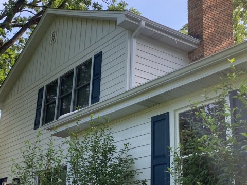 LP Diamond Kote siding installation and shingle roof replacement in Indian Head Park project photo 1