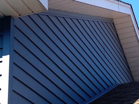 Royal vinyl Insulated & Shake and Shingles siding installation in Lemont project photo 3