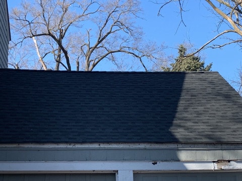 Shingle roof replacement in Clarendon Hills project photo 2