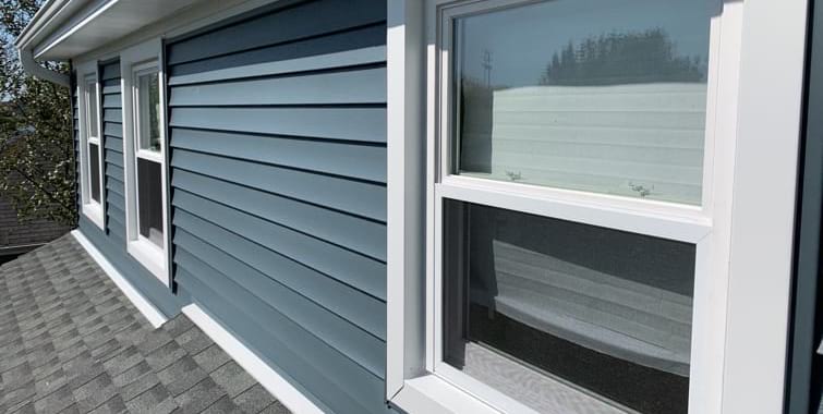 Painting Old Vinyl Siding Vs Replacement Pros Cons - Can You Successfully Paint Vinyl Siding