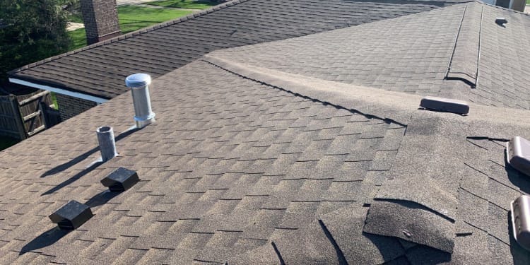 Residential roof replacement in Downers Grove