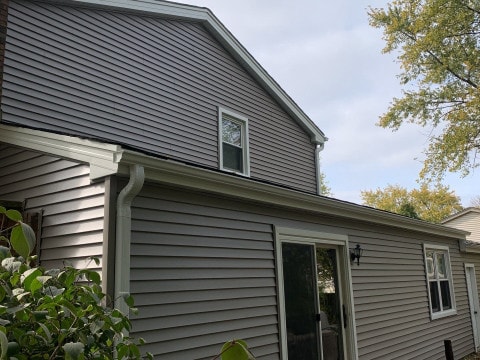 Royal Estate vinyl siding installation, windows and gutters installation in Naperville project photo 2
